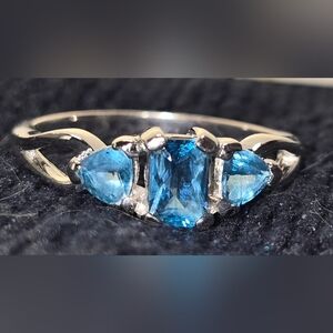 Vintage 3 Stone Blue Topaz Silver Ring